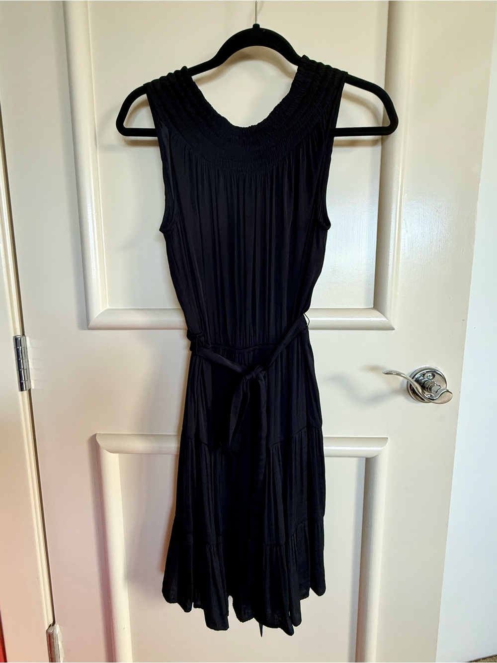 New Simply Vera Wang Black Lightweight, Sleeveless Pleated, Belted Fit & Flare S